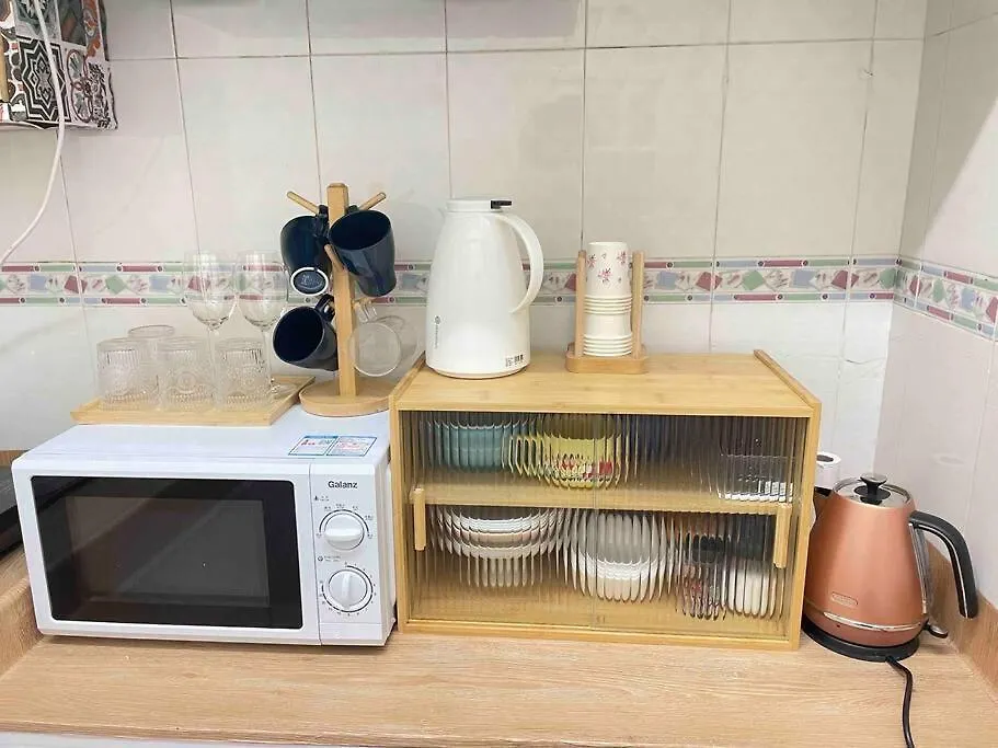 铜锣湾交通便利步行饮食购物应有尽有 Apartment Hong Kong China